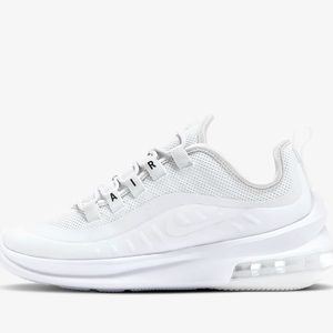 Nike Air Max Axis